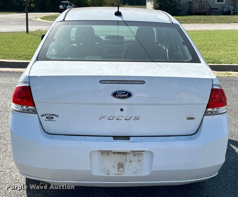 image for item DX1249 2008 Ford Focus 