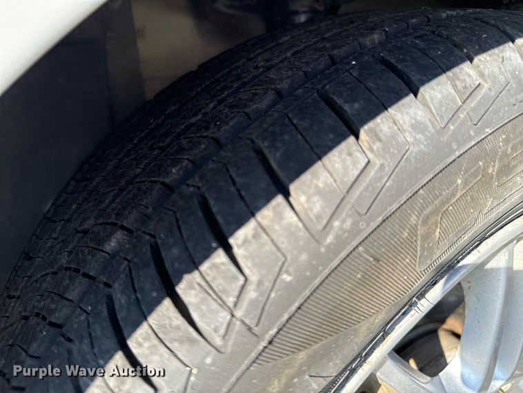 image for item DX1249 2008 Ford Focus 