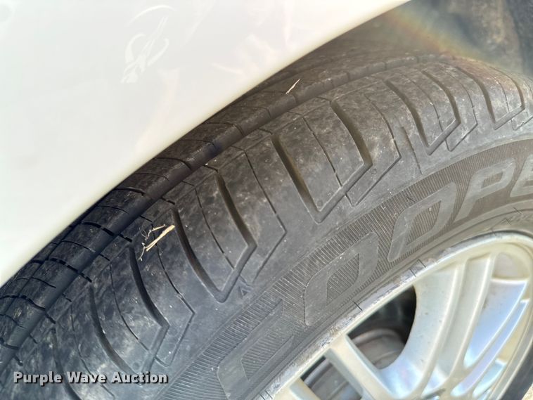 image for item DX1249 2008 Ford Focus 