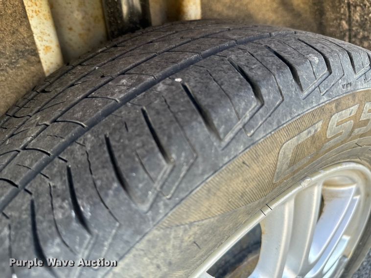 image for item DX1249 2008 Ford Focus 