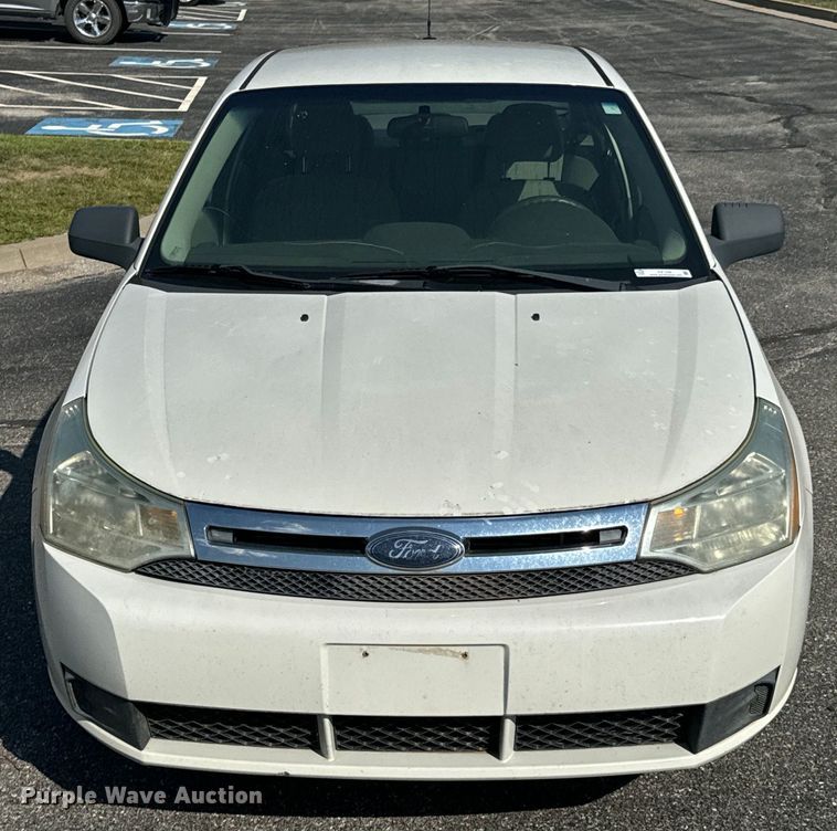 image for item DX1250 2010 Ford Focus 