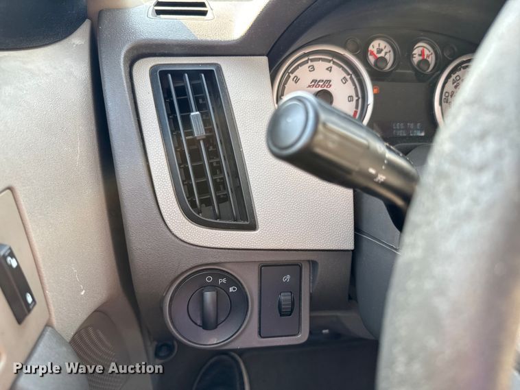 image for item DX1250 2010 Ford Focus 