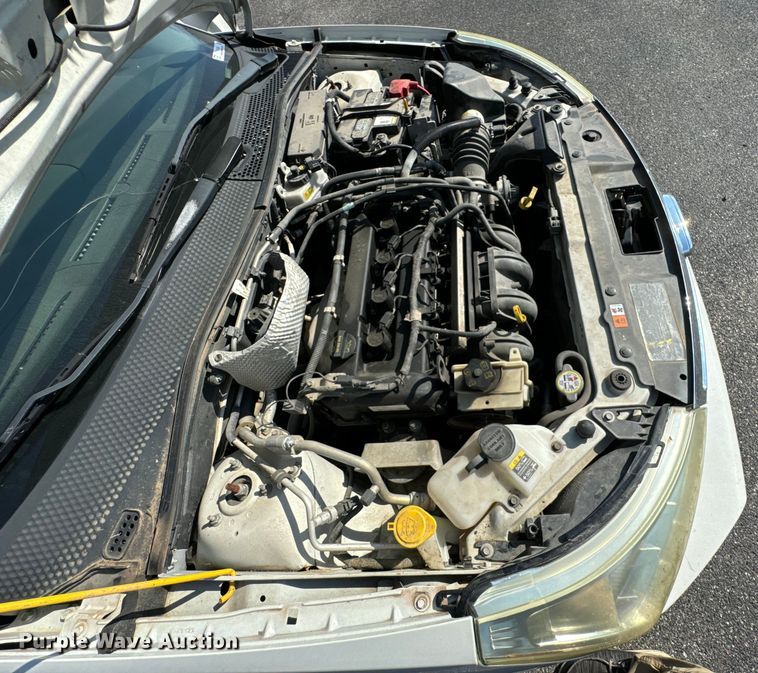 image for item DX1250 2010 Ford Focus 