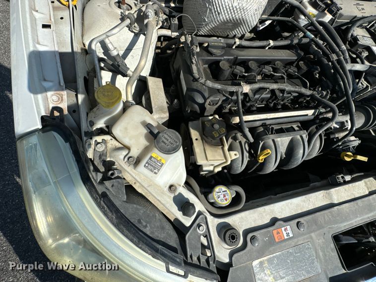 image for item DX1250 2010 Ford Focus 