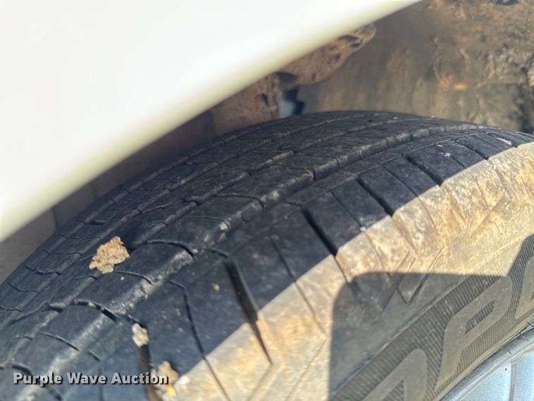 image for item DX1250 2010 Ford Focus 