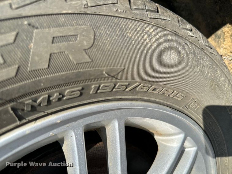 image for item DX1250 2010 Ford Focus 