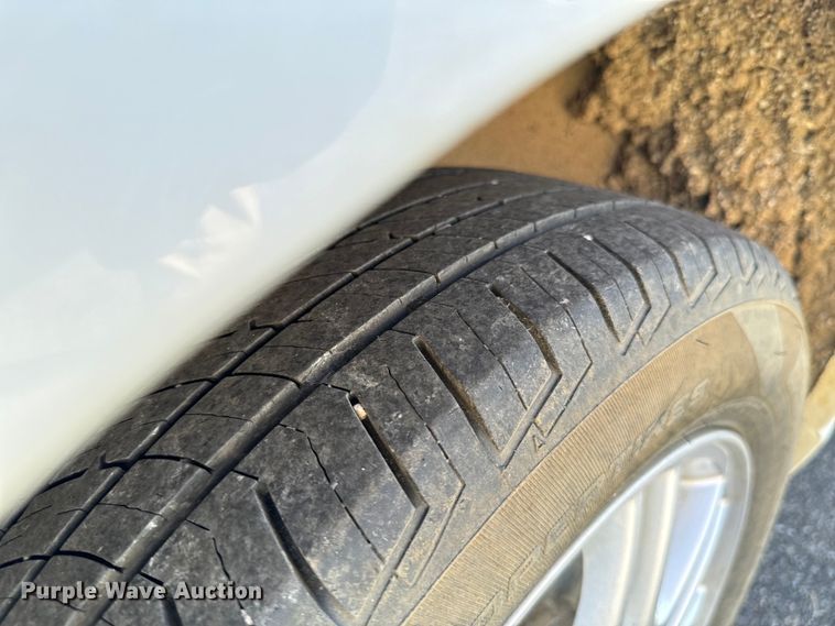 image for item DX1250 2010 Ford Focus 