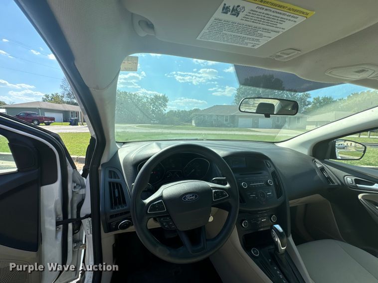 image for item DX1251 2015 Ford Focus 