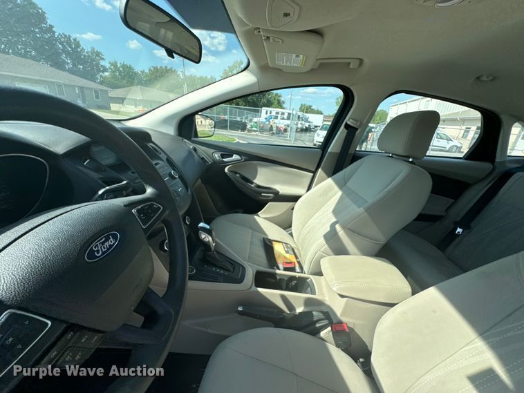 image for item DX1251 2015 Ford Focus 