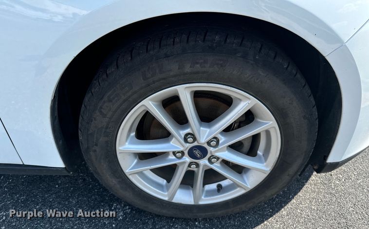 image for item DX1251 2015 Ford Focus 