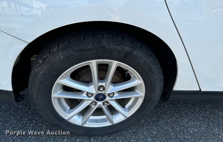 image for item DX1251 2015 Ford Focus 