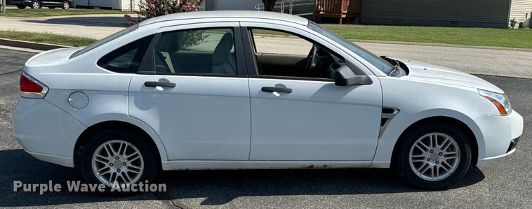 image for item DX1252 2008 Ford Focus 