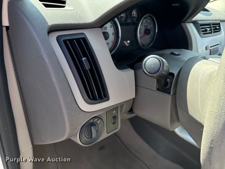 image for item DX1252 2008 Ford Focus 