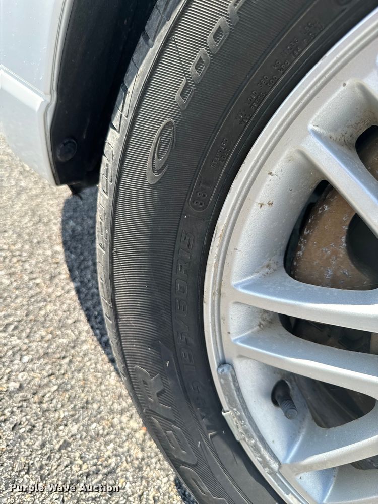 image for item DX1252 2008 Ford Focus 