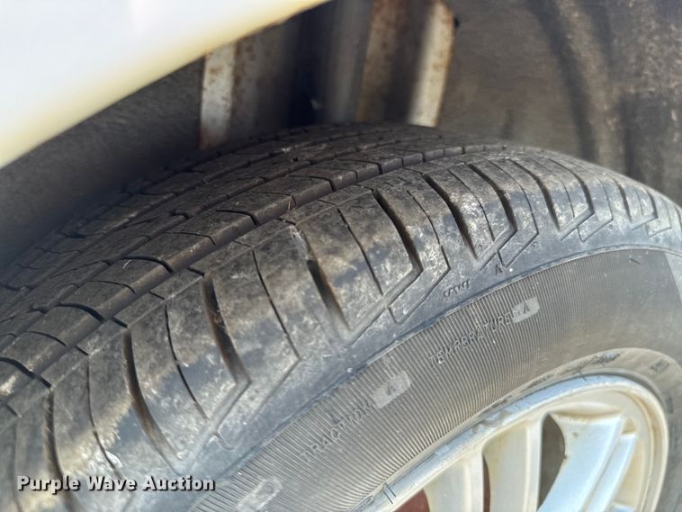 image for item DX1252 2008 Ford Focus 