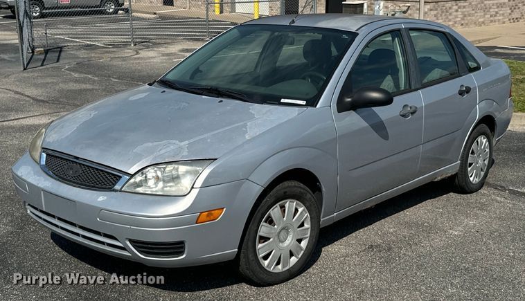image for item DX1253 2005 Ford Focus 