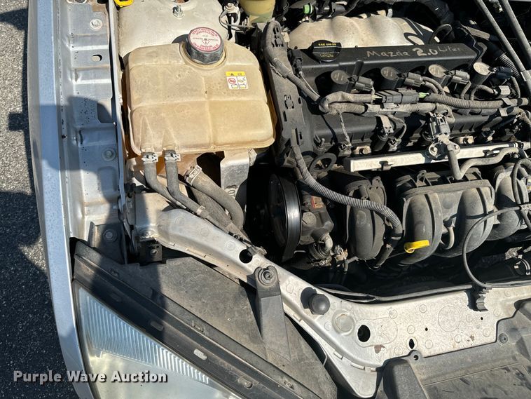 image for item DX1253 2005 Ford Focus 