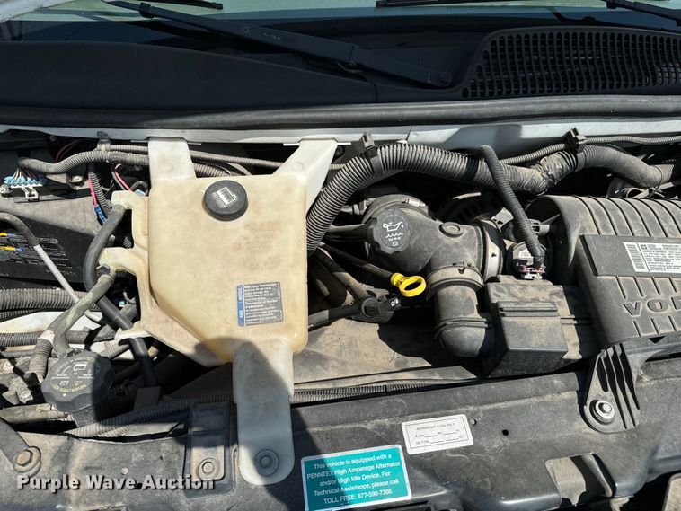 image for item DX1255 2009 Chevrolet Express 3500 shuttle bus