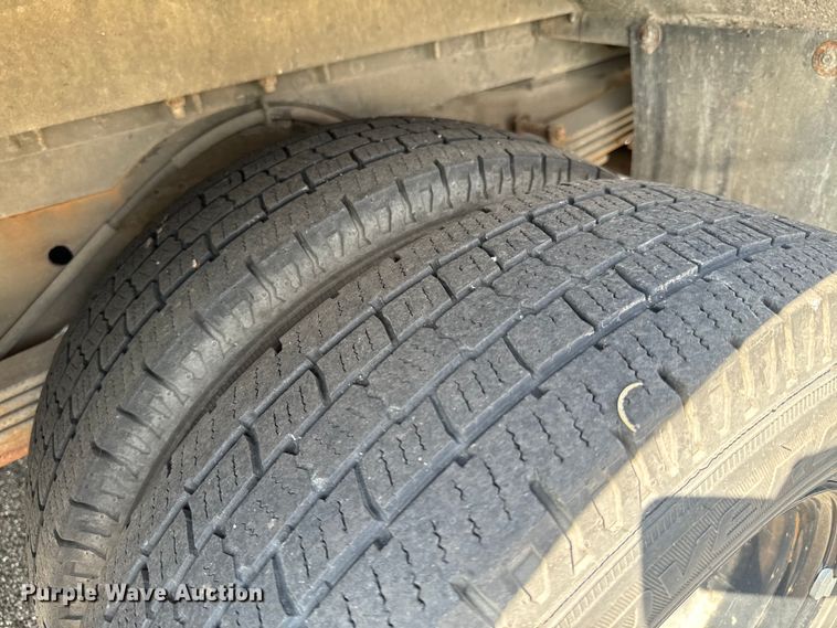 image for item DX1255 2009 Chevrolet Express 3500 shuttle bus