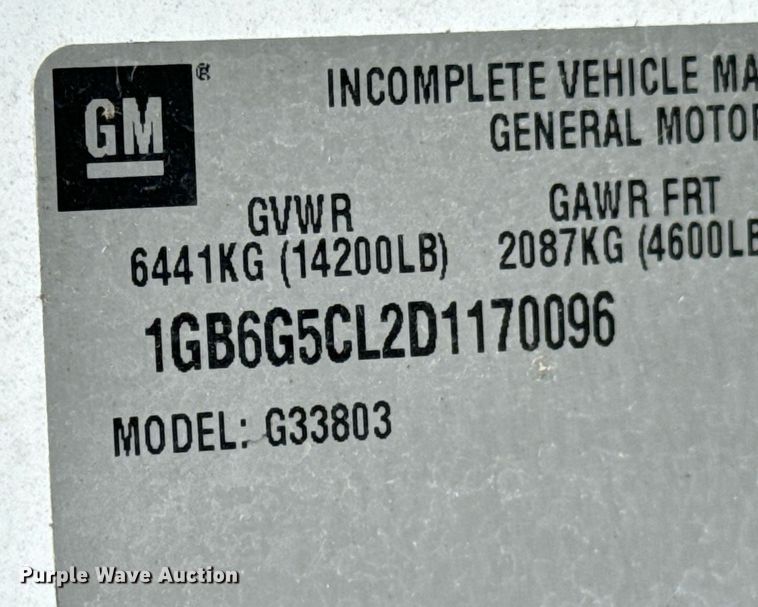 image for item DX1275 2013 Chevrolet Express 4500 truck cab and chassis