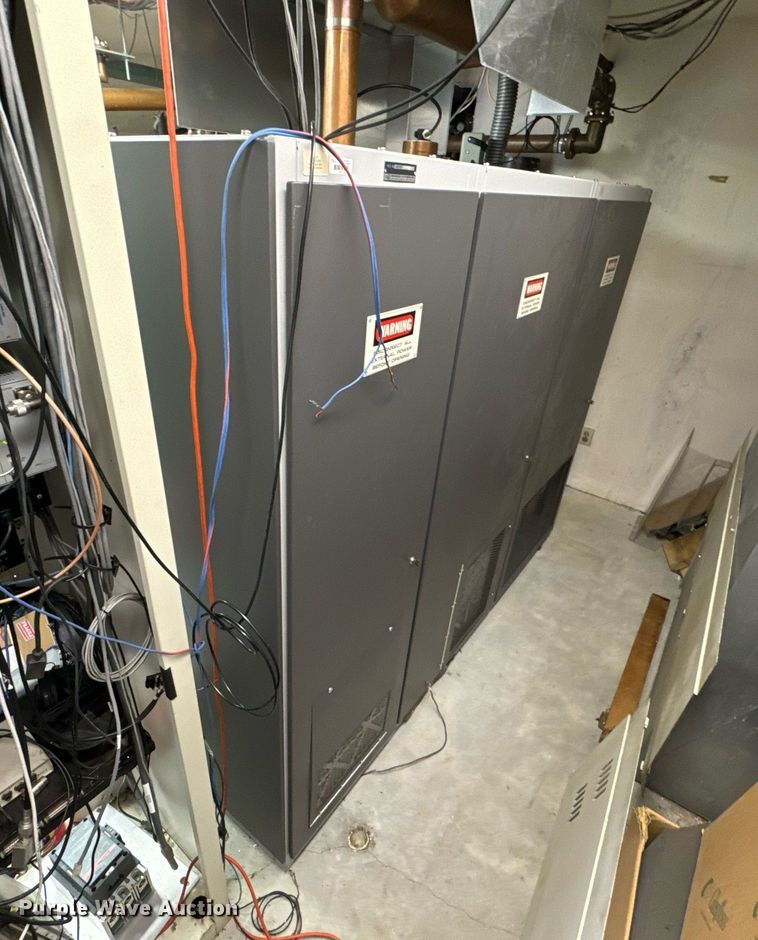 image for item DX1282 Broadcast Electronics FM35T FM transmitter