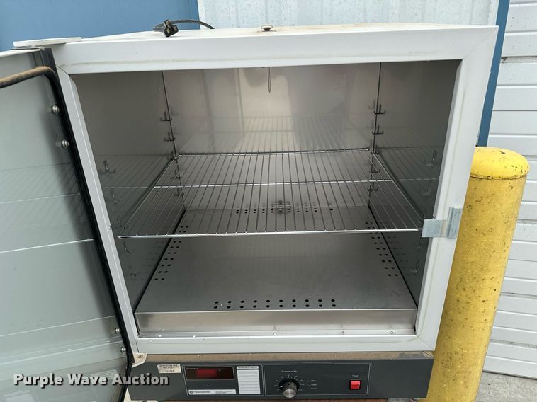 image for item DX1286 Fisher Scientific 655D incubator