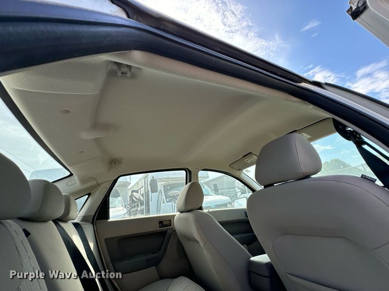 image for item DX1289 2009 Ford Focus SE 