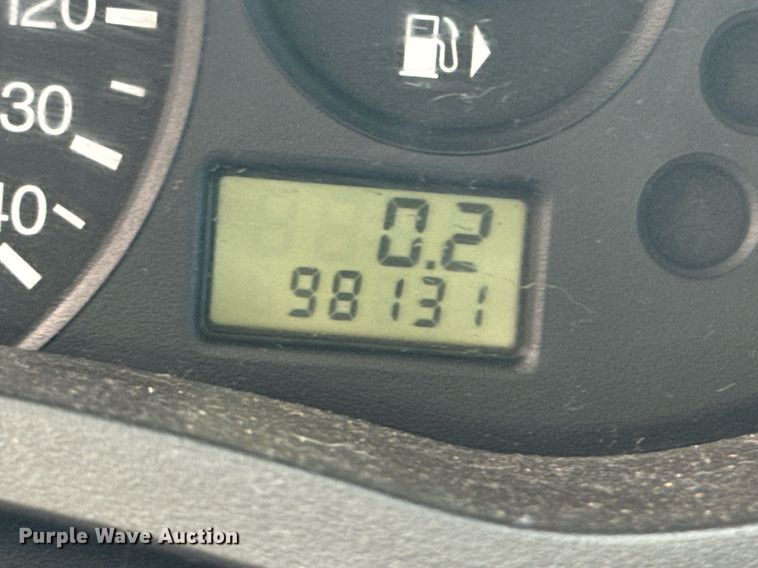 image for item DX1290 2005 Ford Focus ZX3 SE 