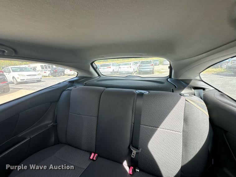 image for item DX1290 2005 Ford Focus ZX3 SE 