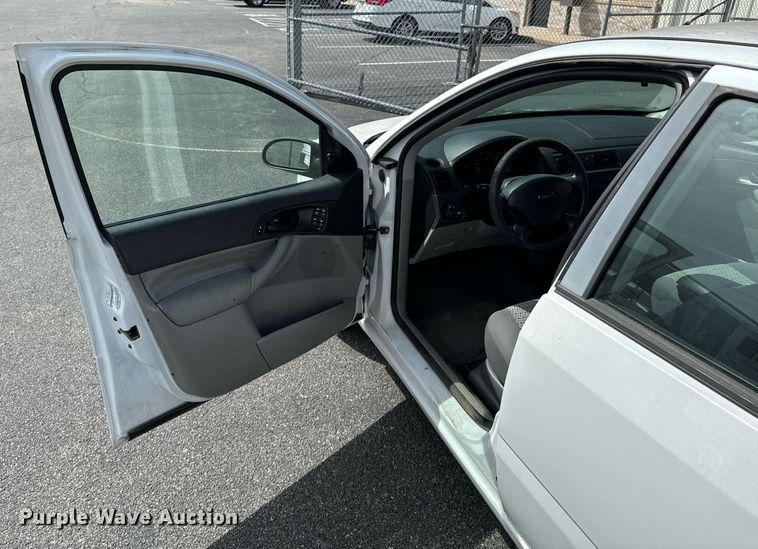 image for item DX1291 2007 Ford Focus SE 