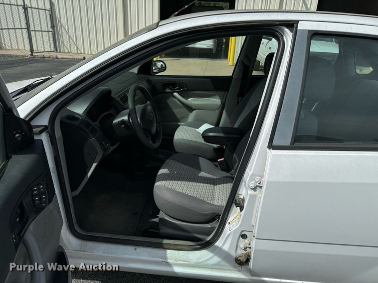 image for item DX1291 2007 Ford Focus SE 