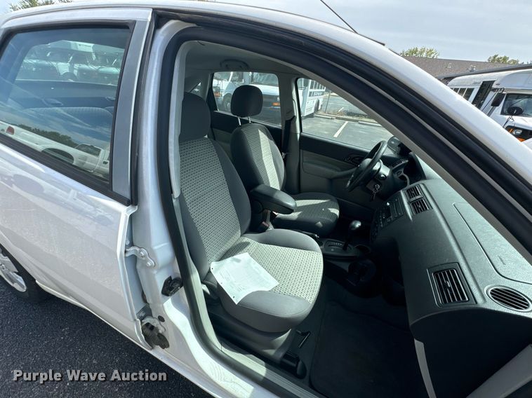 image for item DX1291 2007 Ford Focus SE 