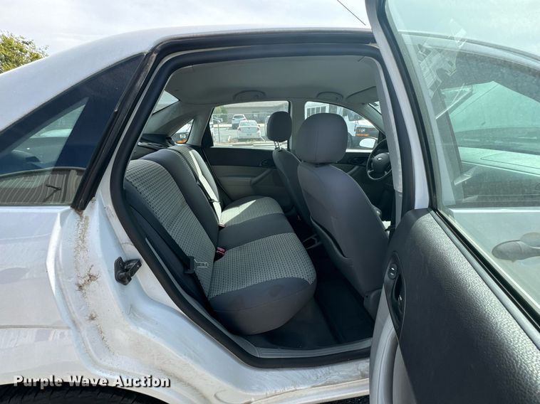 image for item DX1291 2007 Ford Focus SE 