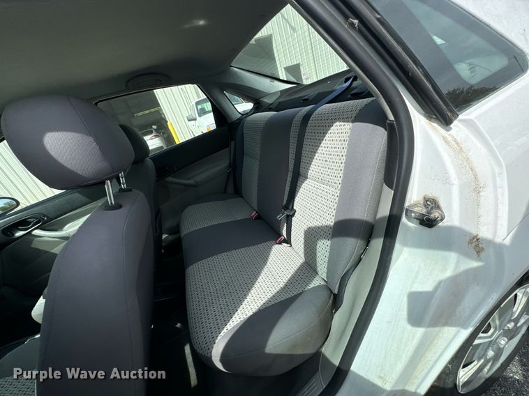 image for item DX1291 2007 Ford Focus SE 