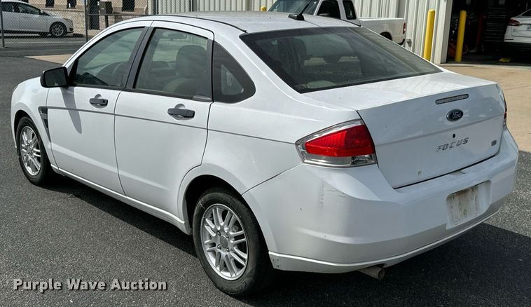 image for item DX1292 2008 Ford Focus SE 