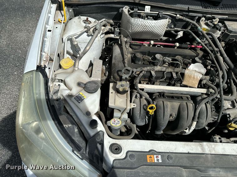 image for item DX1292 2008 Ford Focus SE 