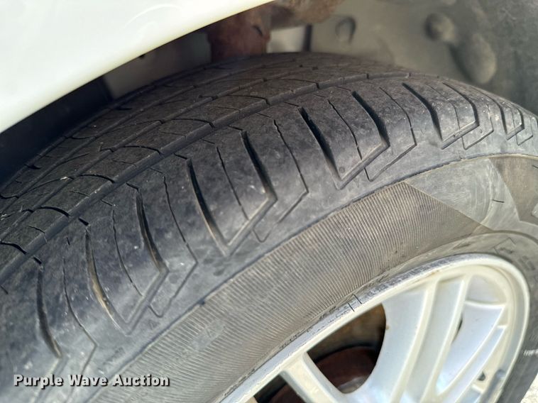 image for item DX1292 2008 Ford Focus SE 