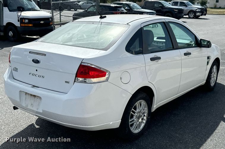 image for item DX1293 2008 Ford Focus SE 