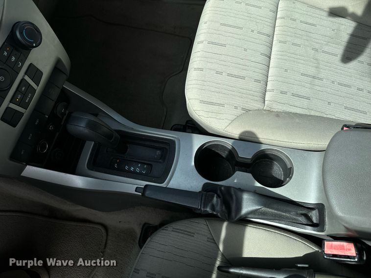 image for item DX1293 2008 Ford Focus SE 