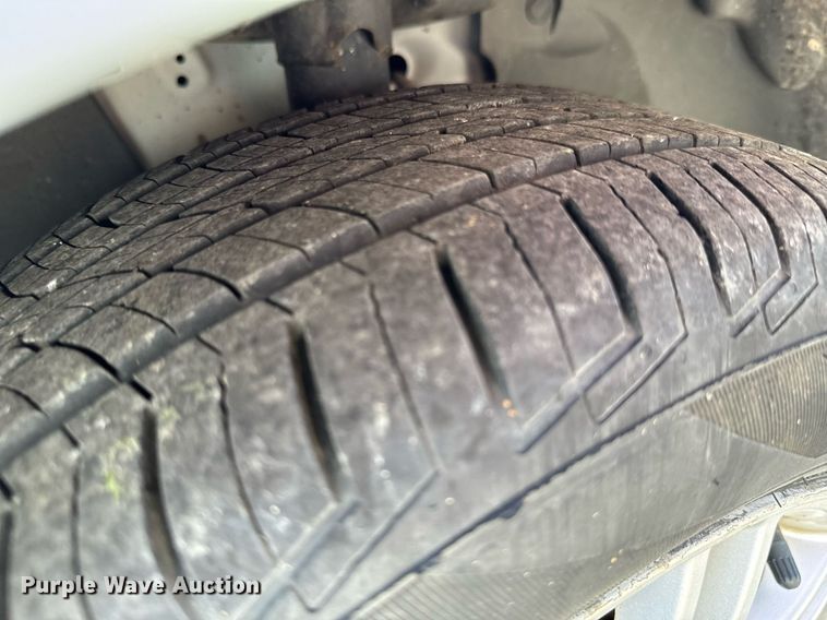 image for item DX1293 2008 Ford Focus SE 