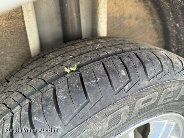 image for item DX1293 2008 Ford Focus SE 