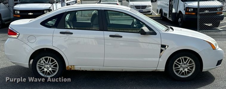 image for item DX1294 2008 Ford Focus SE 