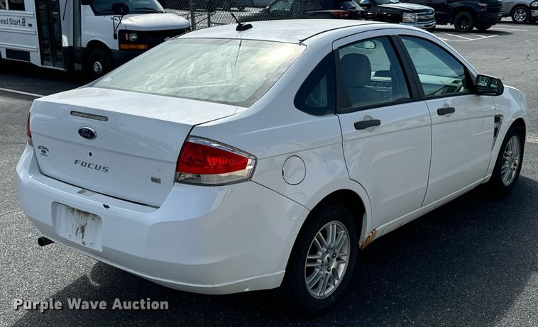 image for item DX1294 2008 Ford Focus SE 