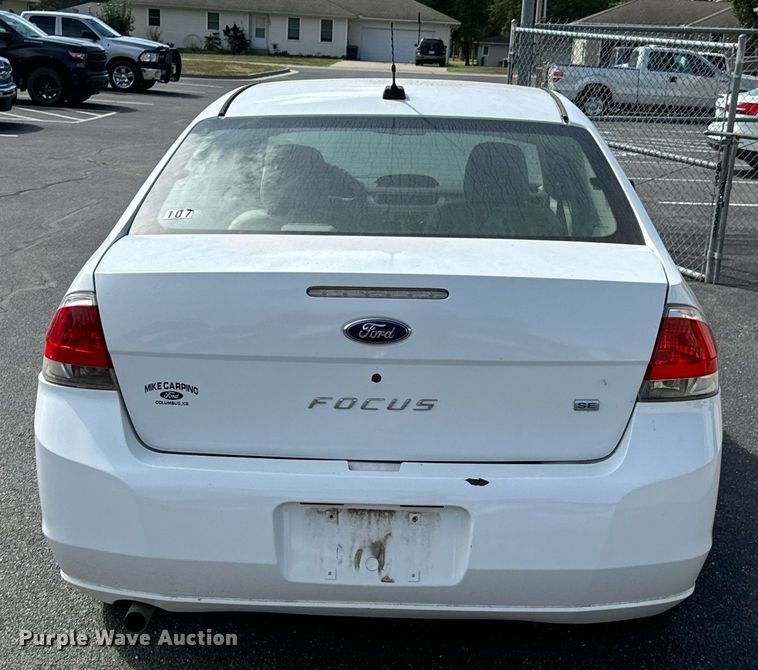 image for item DX1294 2008 Ford Focus SE 