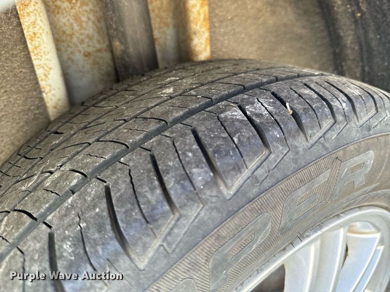 image for item DX1294 2008 Ford Focus SE 