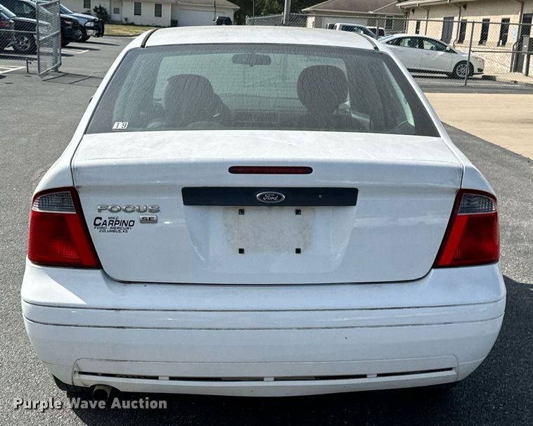 image for item DX1295 2007 Ford  Focus SE 