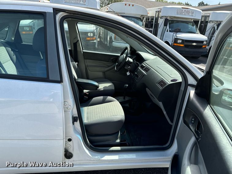 image for item DX1295 2007 Ford  Focus SE 