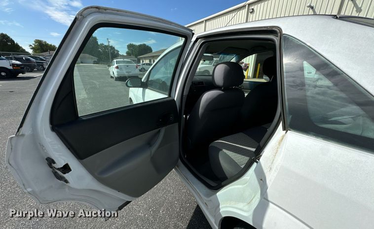 image for item DX1295 2007 Ford  Focus SE 