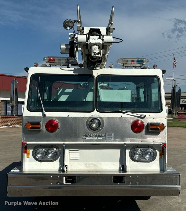 image for item DX1328 1979 Hendrickson  pumper fire truck