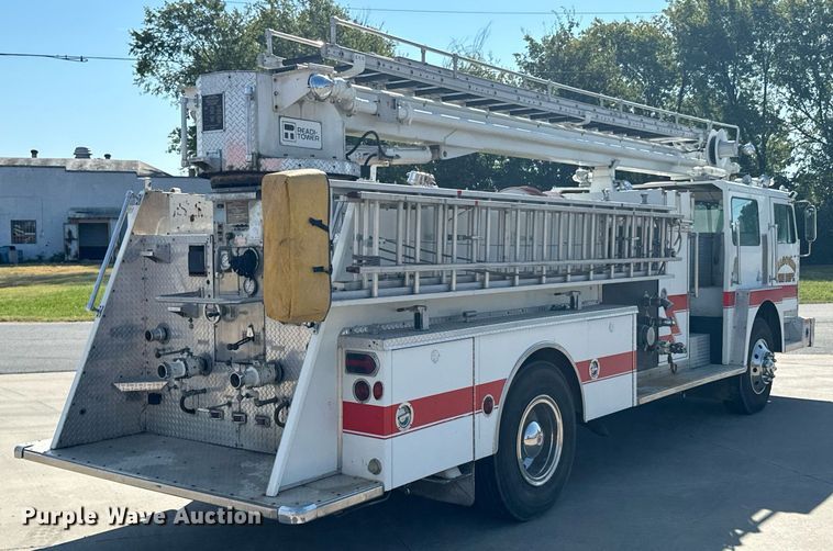 image for item DX1328 1979 Hendrickson  pumper fire truck
